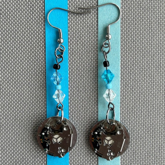 Recycled Watch Face - Picture 2 of 8